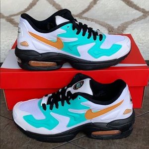 W NIKE AIR MAX2 LIGHT WHITE/AMBER RISE-AURORA GREE